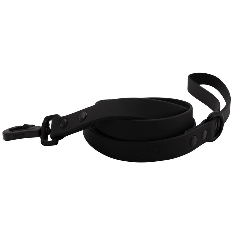 Sassy Woof Waterproof Leash – Black