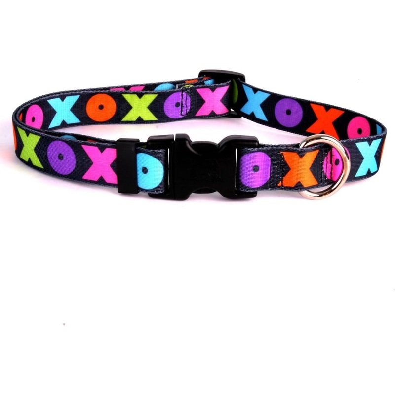 Yellow Dog Design HUGS AND KISSES UPTOWN DESIGNER DOG COLLAR