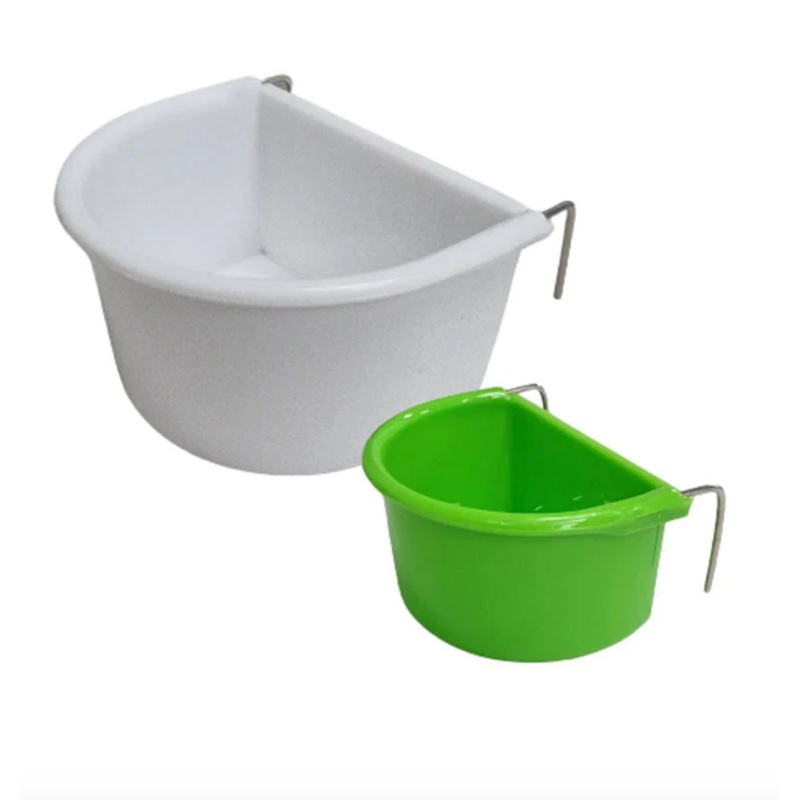 Avi One Plastic D Shape Feeder With Metal Hooks Green & White