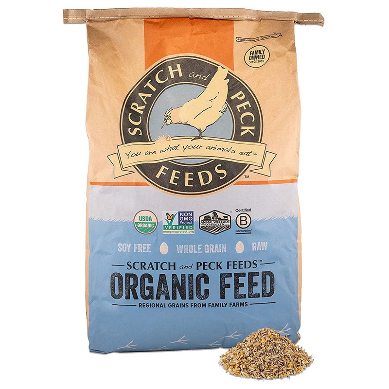 Scratch and Peck Organic Goat Feed with Corn 40lb