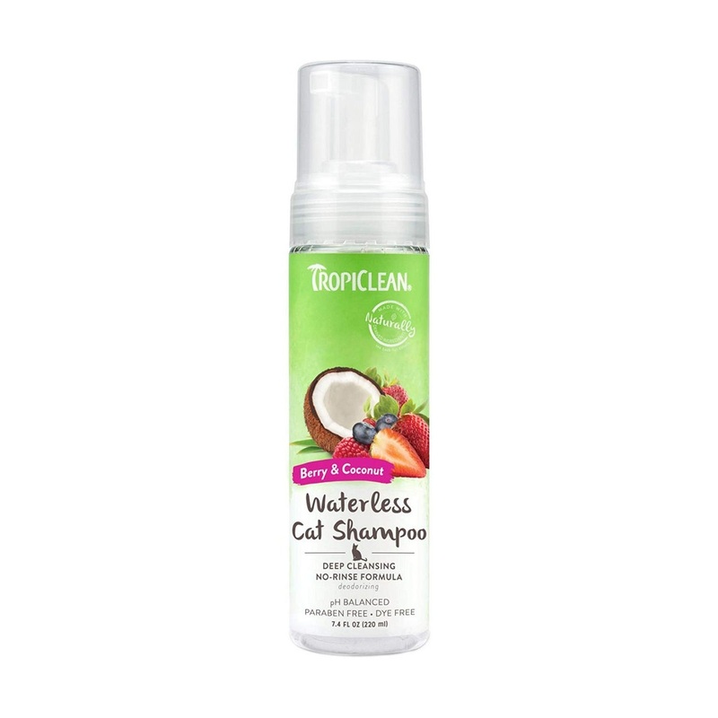 Tropiclean Waterless Berry Coconut Cat Shampoo