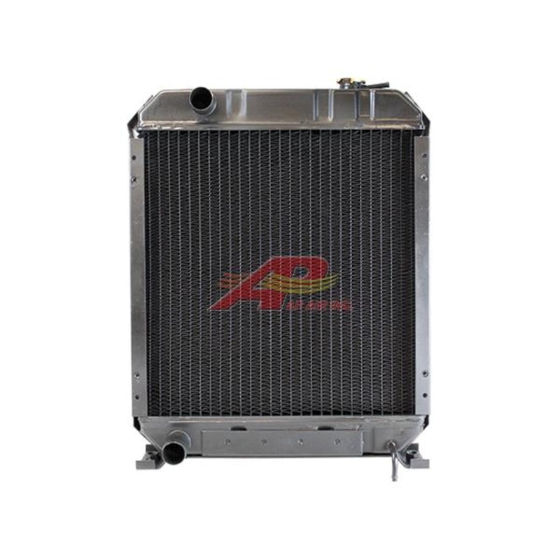4 Row High Efficiency Radiator – Has Bracket to Accept Shield Screen, With Remote Drain for Ford/New Holland & Case IH