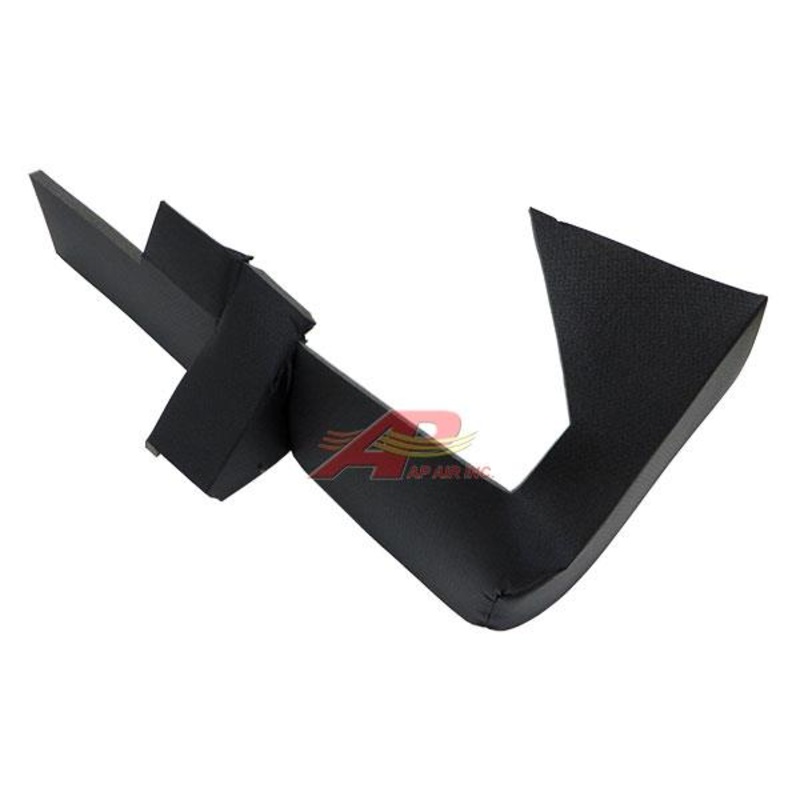 Right Fender Cover – Black Basketweave for Case IH F64436